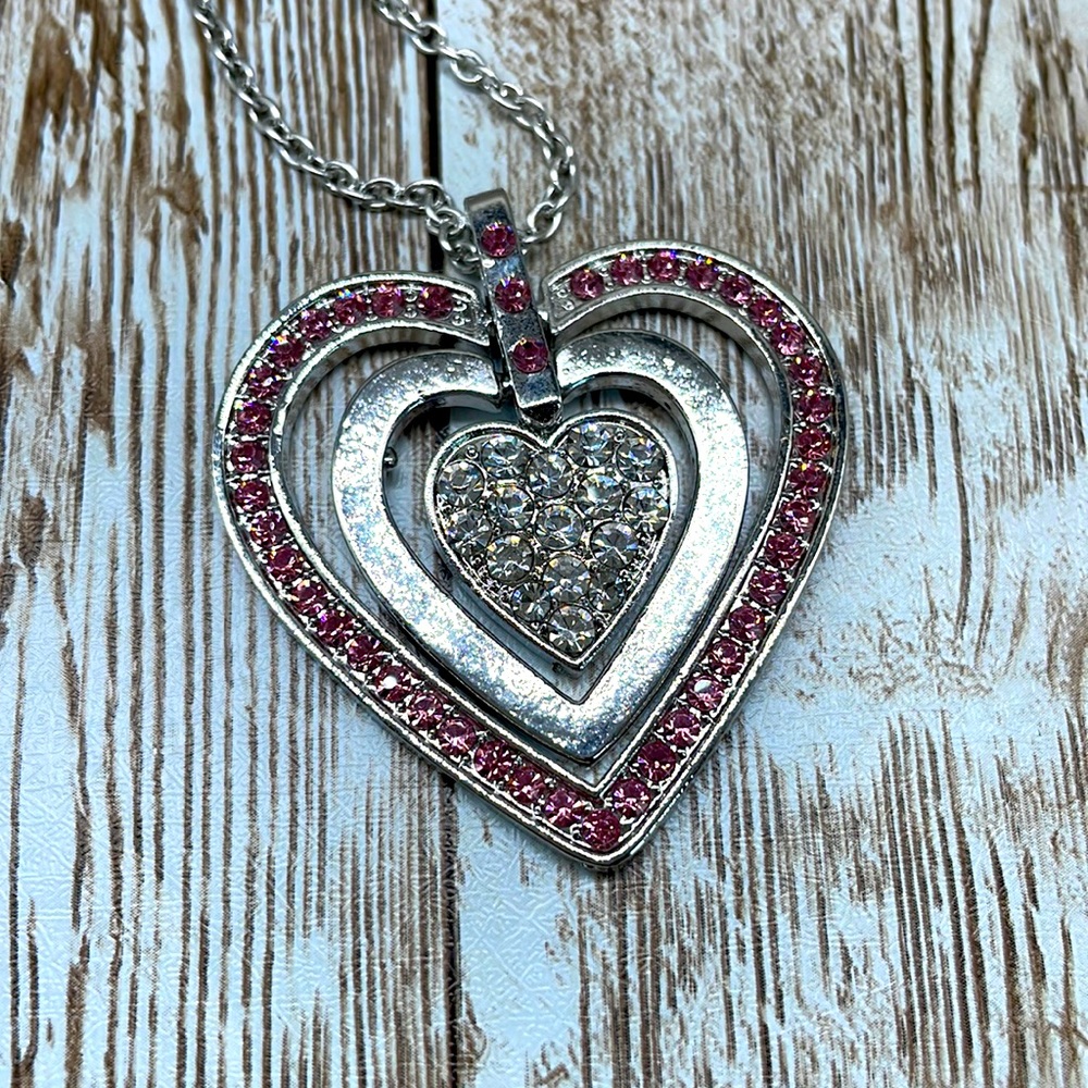 Final Cut! Paparazzi “Bless Your Heart” Necklace